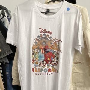 Disney California Adventure Shirt All Characters Tee Shirt Unisex Size S White